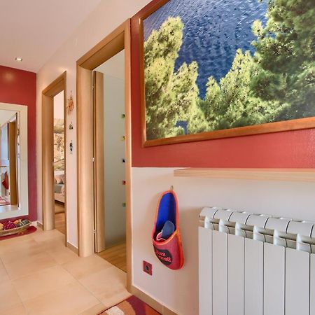 Appartamento Tomisha Pjescana Uvala Esterno foto